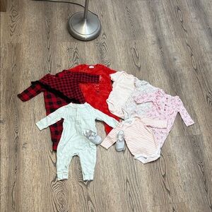 Baby girl clothes bundle Size 3-6 Months